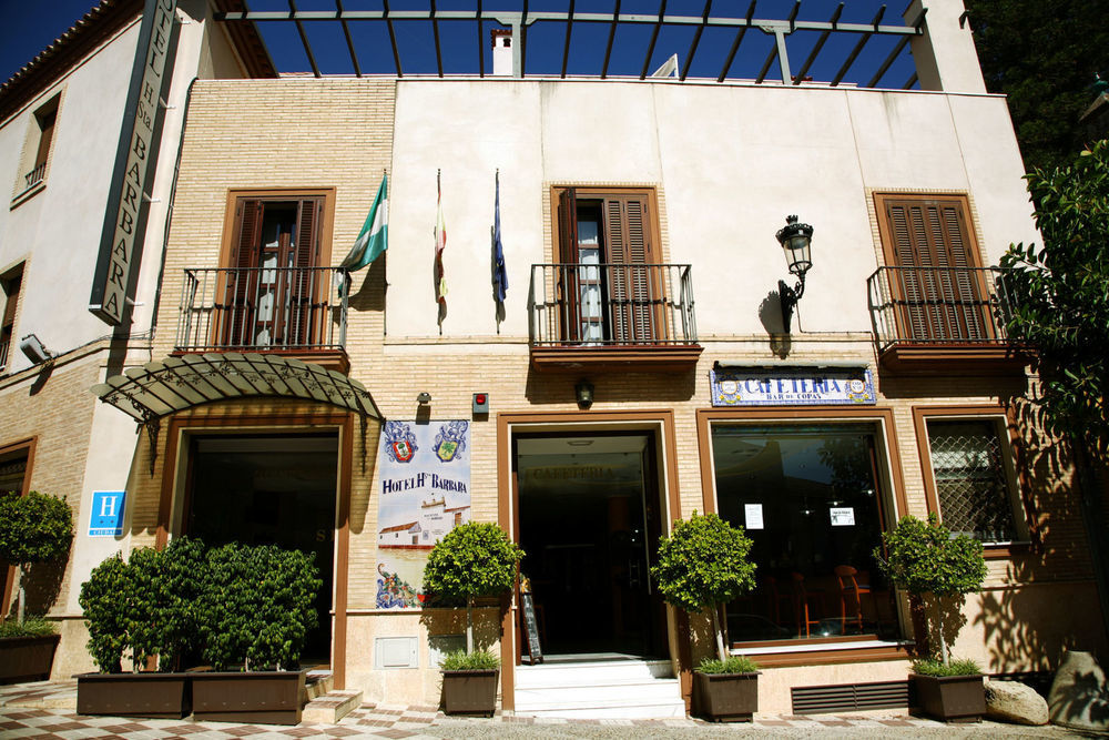 Ele Santabarbara Hotel Castilleja de la Cuesta Exterior photo